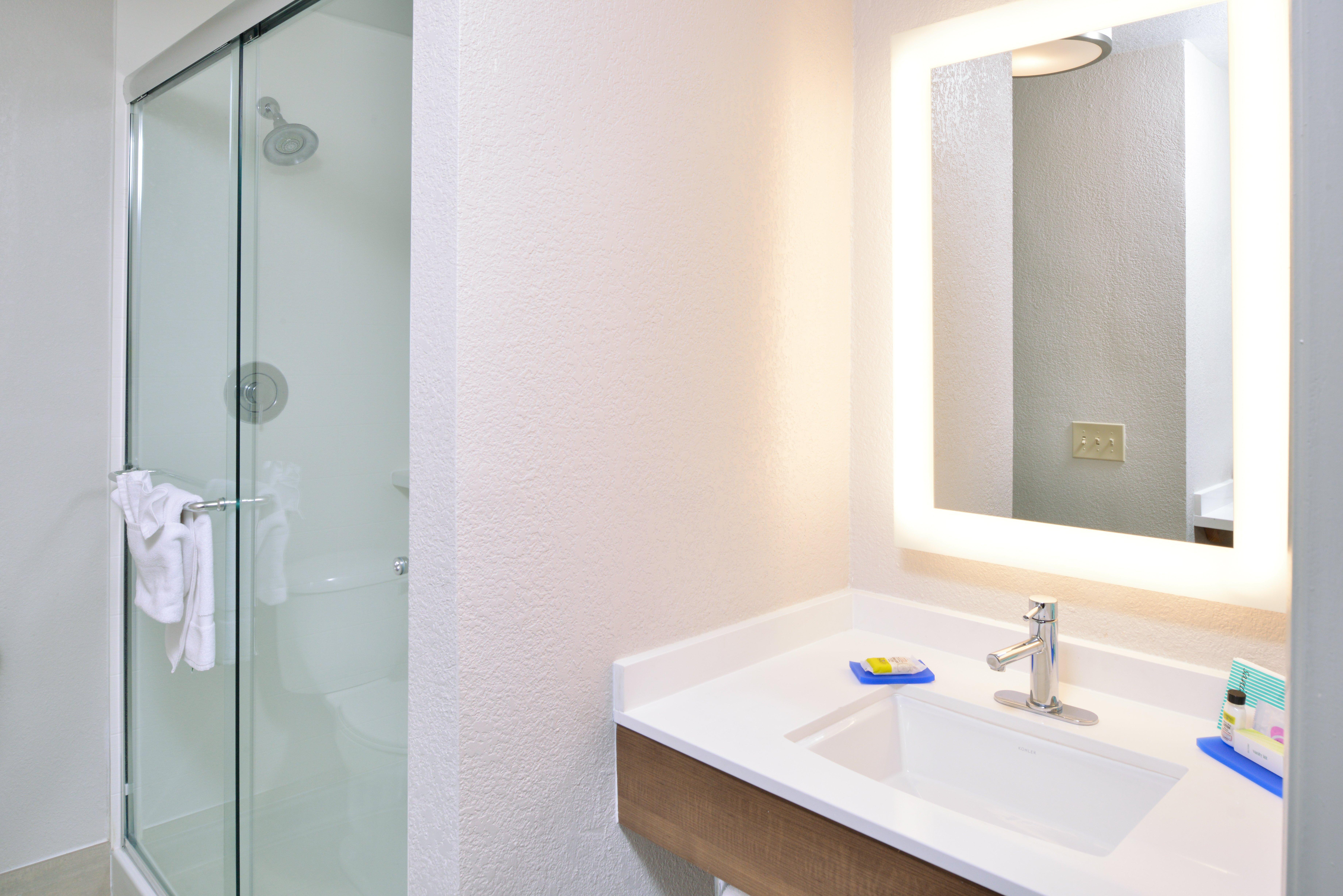Holiday Inn Express Hotel & Suites Arcata/Eureka-Airport Area By Ihg McKinleyville Eksteriør billede