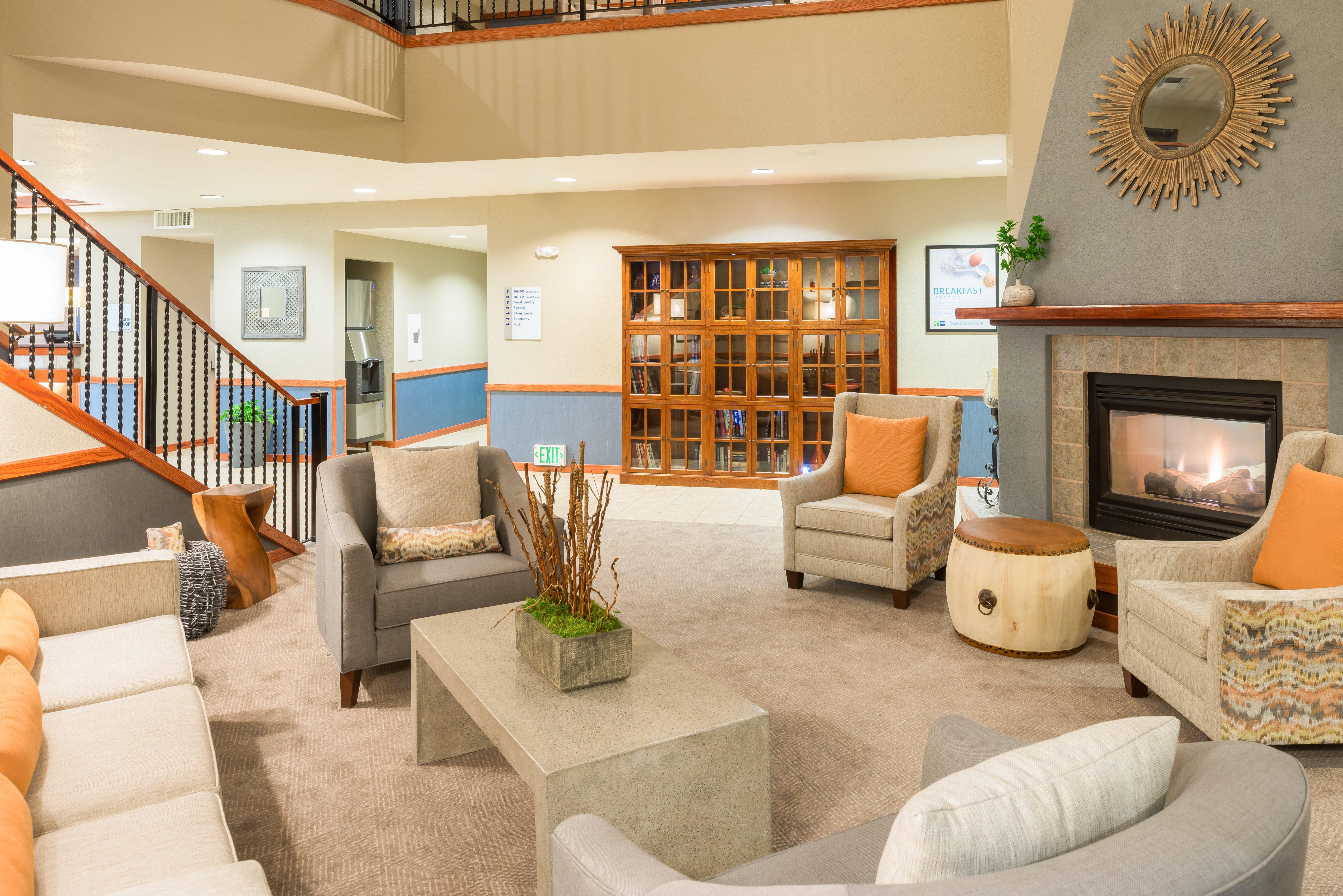 Holiday Inn Express Hotel & Suites Arcata/Eureka-Airport Area By Ihg McKinleyville Eksteriør billede