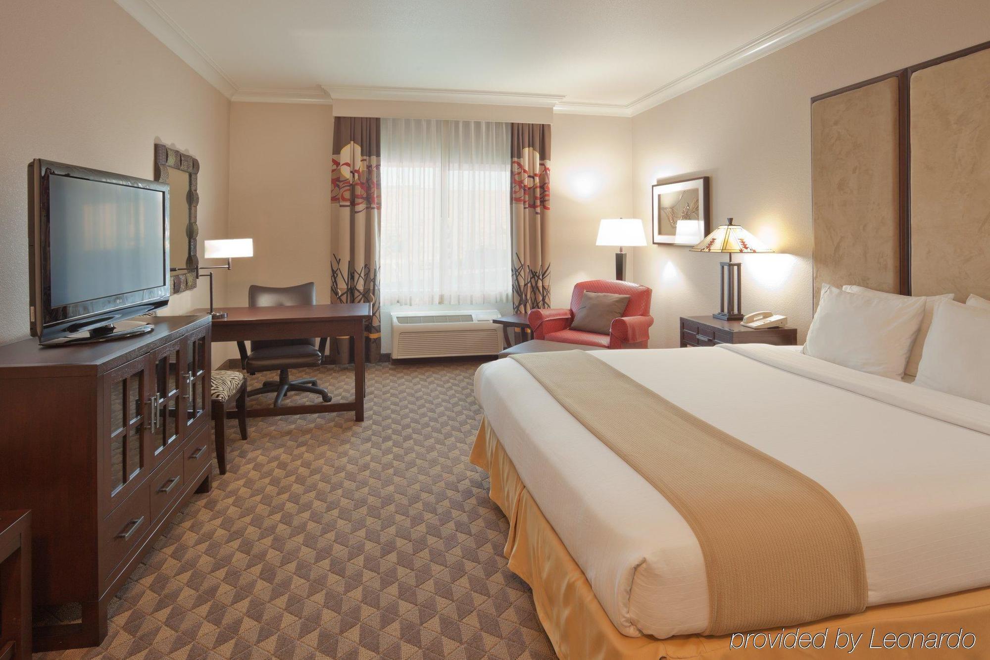 Holiday Inn Express Hotel & Suites Arcata/Eureka-Airport Area By Ihg McKinleyville Værelse billede