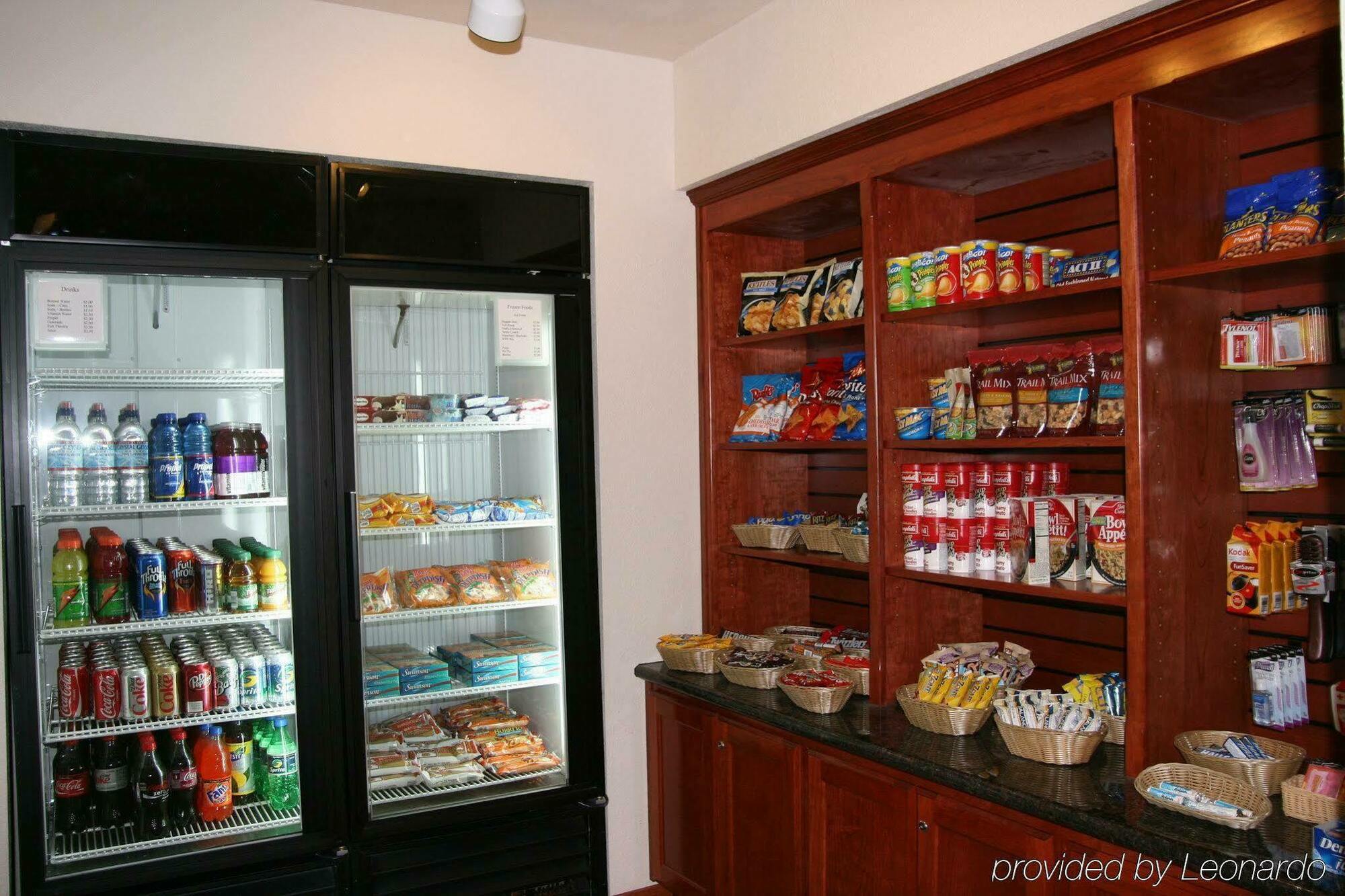 Holiday Inn Express Hotel & Suites Arcata/Eureka-Airport Area By Ihg McKinleyville Eksteriør billede